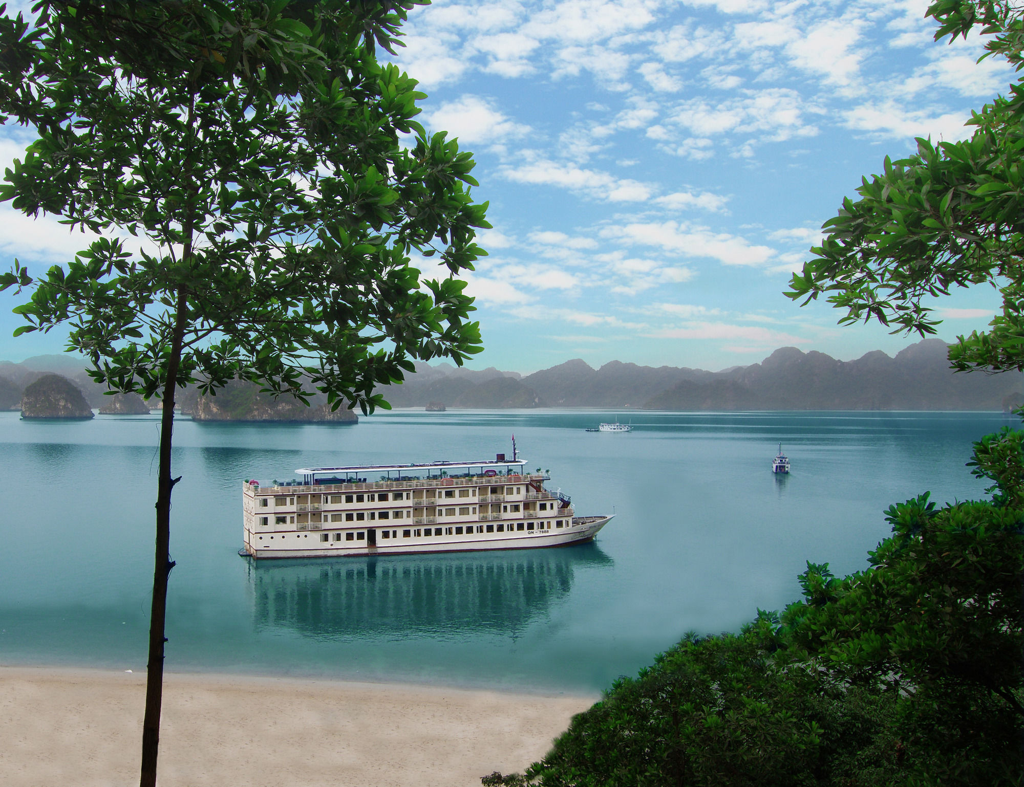 Huong Hai Sealife Cruise Ha Long Exterior photo